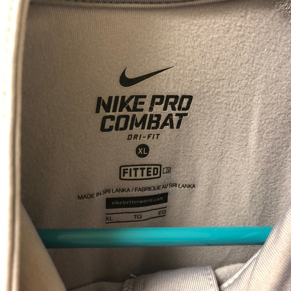 ⭐️Nike Pro Combat Long Sleeve Therma Fit Dry Fit - Picture 4 of 6